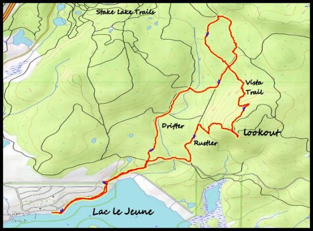 Hiking to the Lac le Jeune Lookout