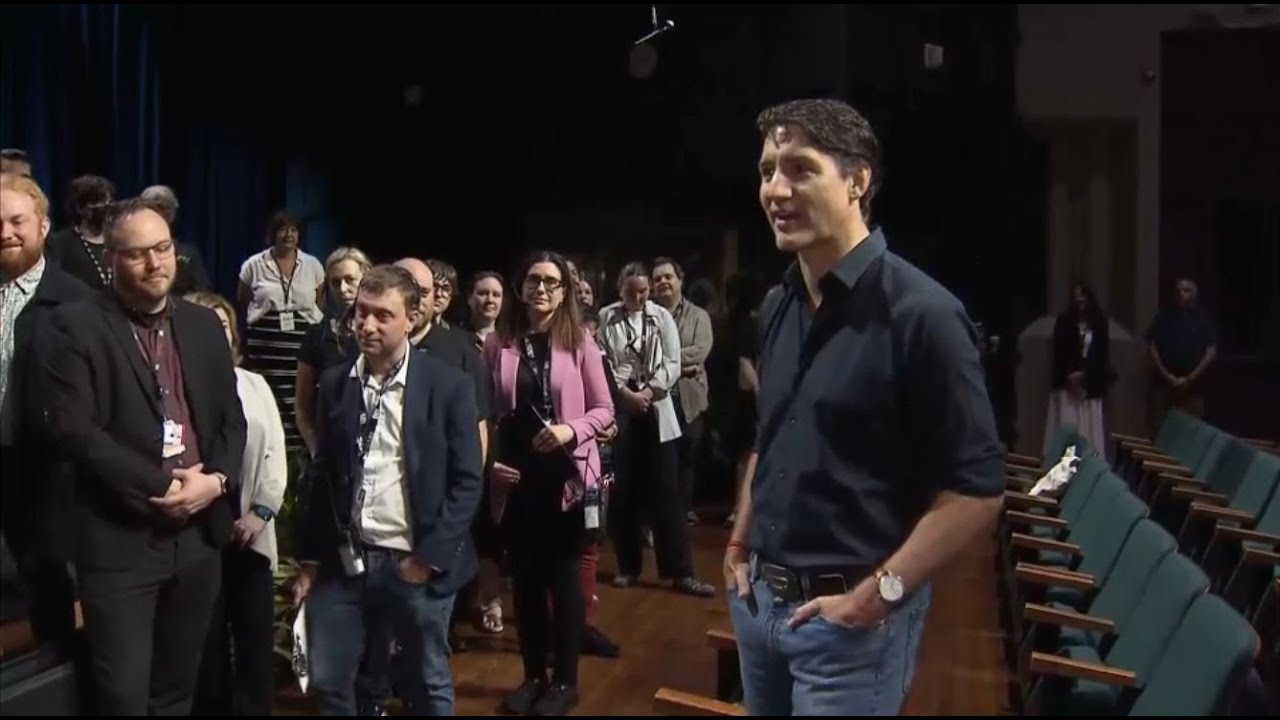 PM Trudeau meets with TIFF volunteers – September 6, 2024