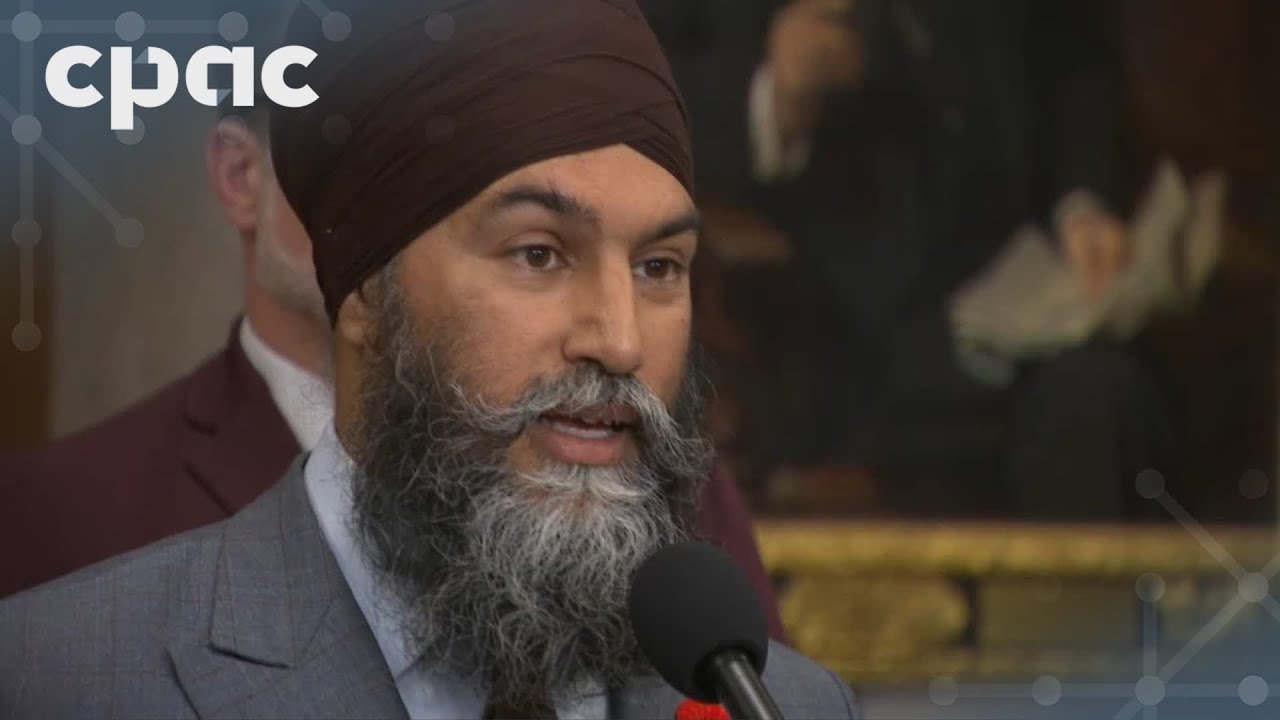 NDP Leader Jagmeet Singh speaks with reporters before question period – October 30, 2024