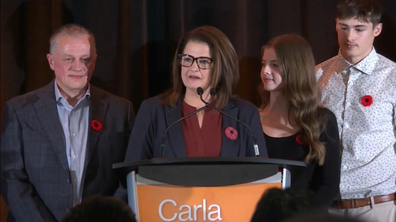 Saskatchewan election: NDP Leader Carla Beck addresses supporters