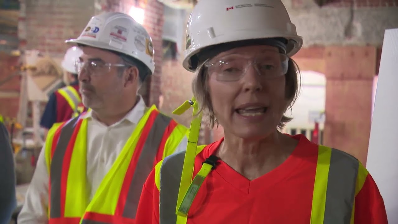 Inside Centre Block - The Restoration: The Building