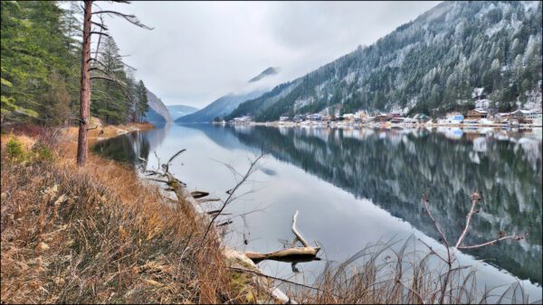 Hiking the Paul Lake Trail