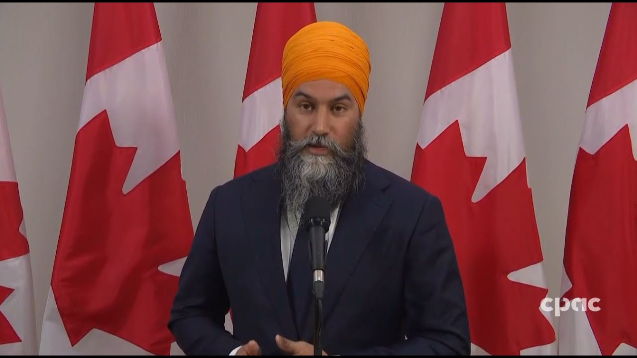 Jagmeet Singh speaks with reporters at Progress Summit in Ottawa – April 11, 2025