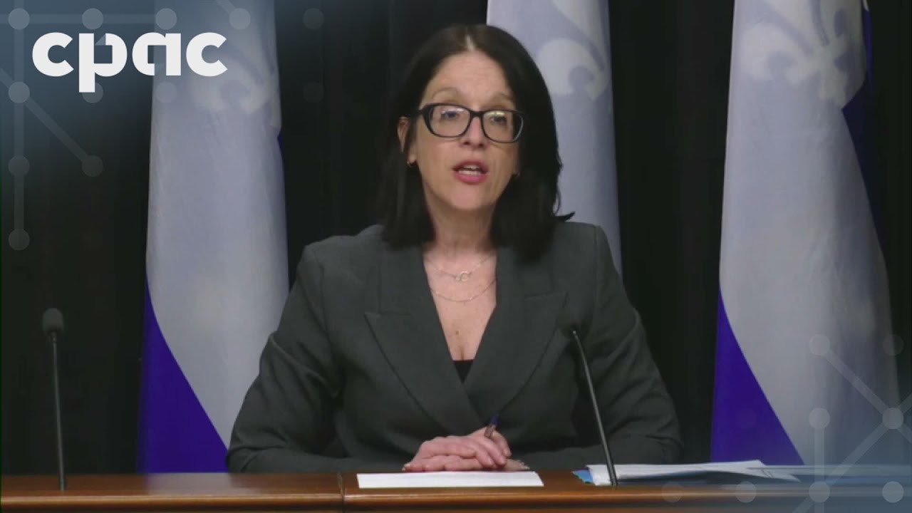 La ministre québécoise Sonia LeBel tient une conférence de presse – 23 avril 2025