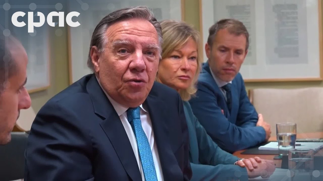 Le PM du Québec F. Legault devant les journalistes à St. John’s, T.-N.-L. – 26 août 2025