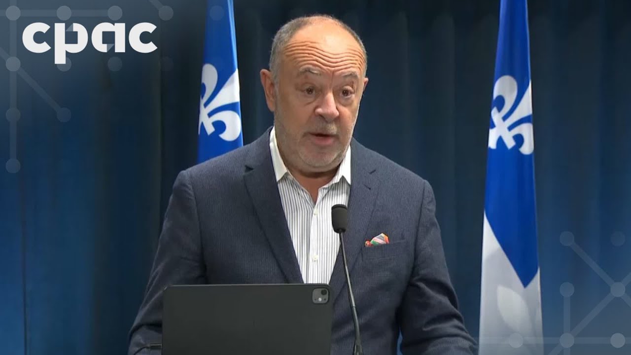Le ministre de la Santé du Québec Christian Dubé discute du projet de loi 106 – 19 août 2025