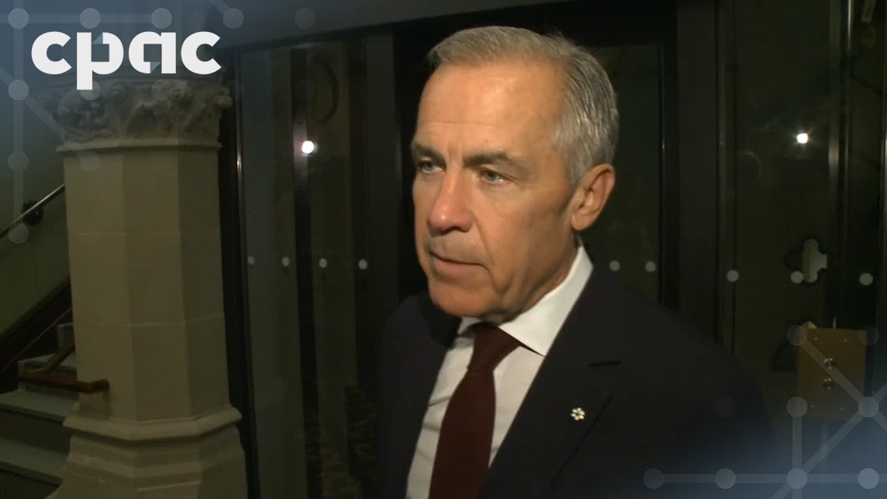 Federal ministers comment on B.C. LNG project, bomb threat reports – September 16