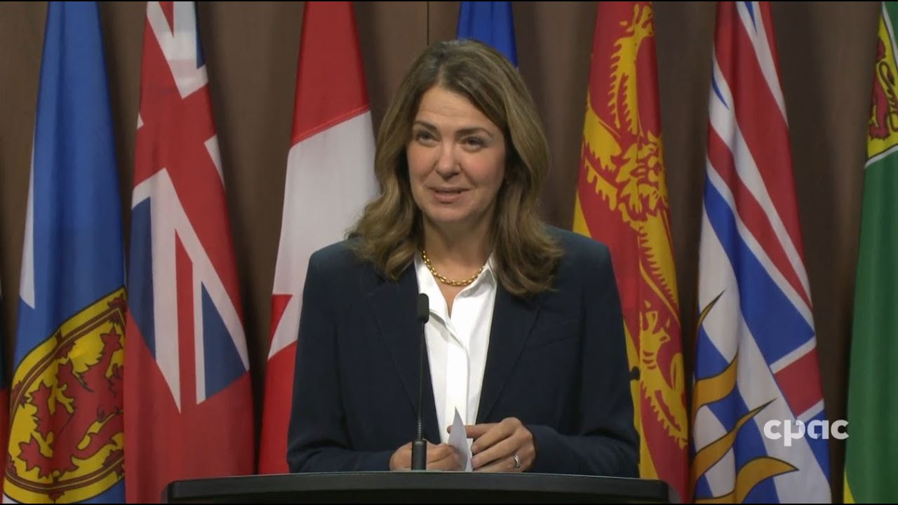 Alberta Premier Danielle Smith holds a news conference in Ottawa – October 7, 2025