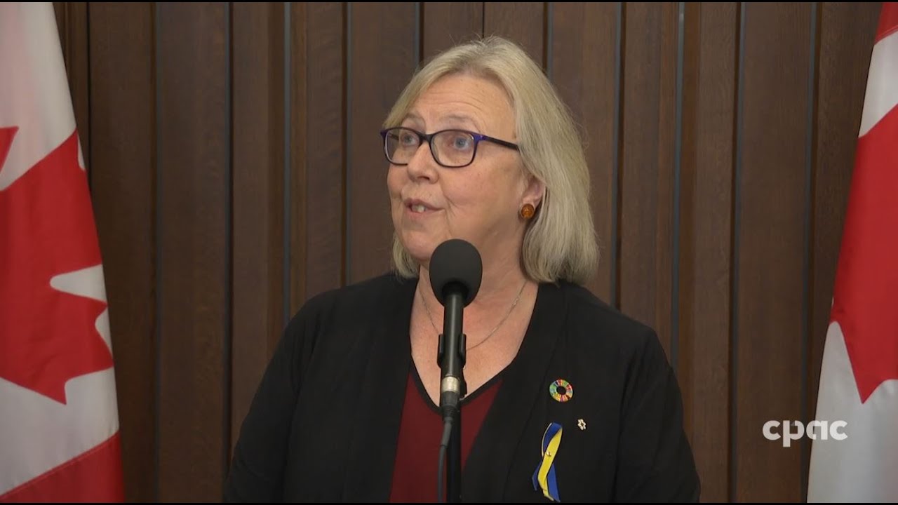 Green Party Leader Elizabeth May comments after passing leadership review – October 1, 2025