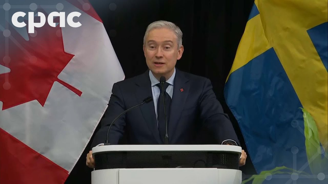 Finance Minister Champagne delivers address at event with Deputy PM of Sweden – November 19, 2025