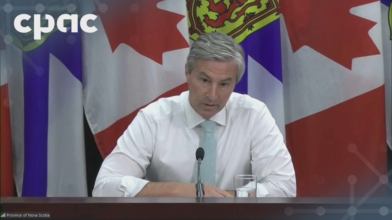 Nova Scotia Premier Tim Houston speaks with reporters in Halifax – November 13, 2025