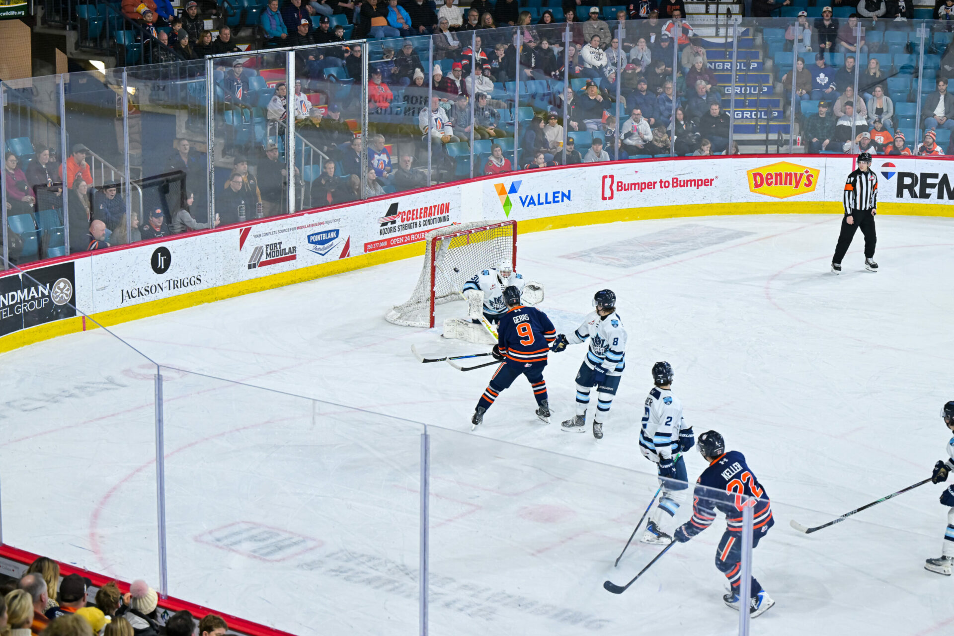 BLAZERS FALL 5-4 IN OVERTIME TO VEES