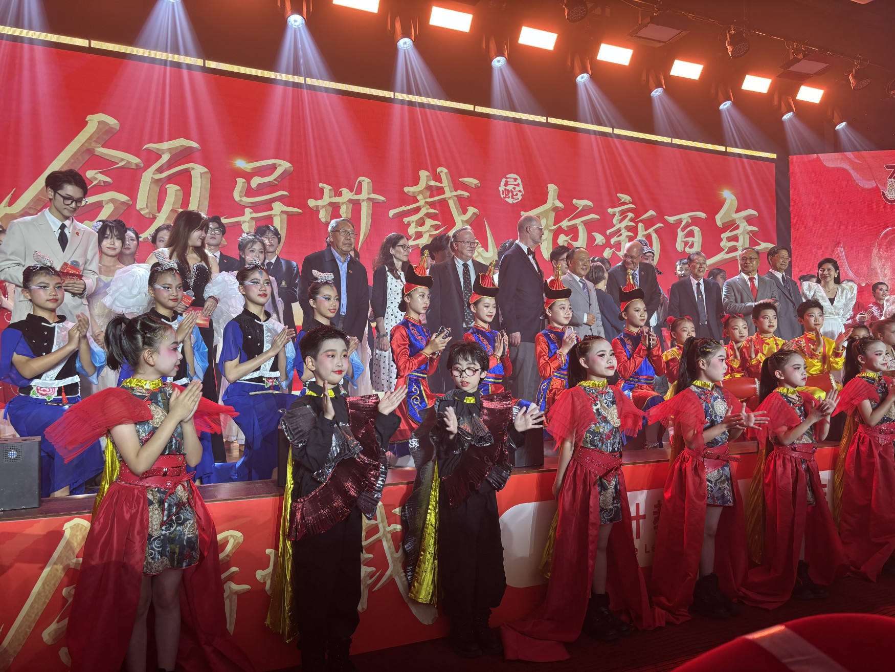 TRU welcomes Maple Leaf students for new short‑term program