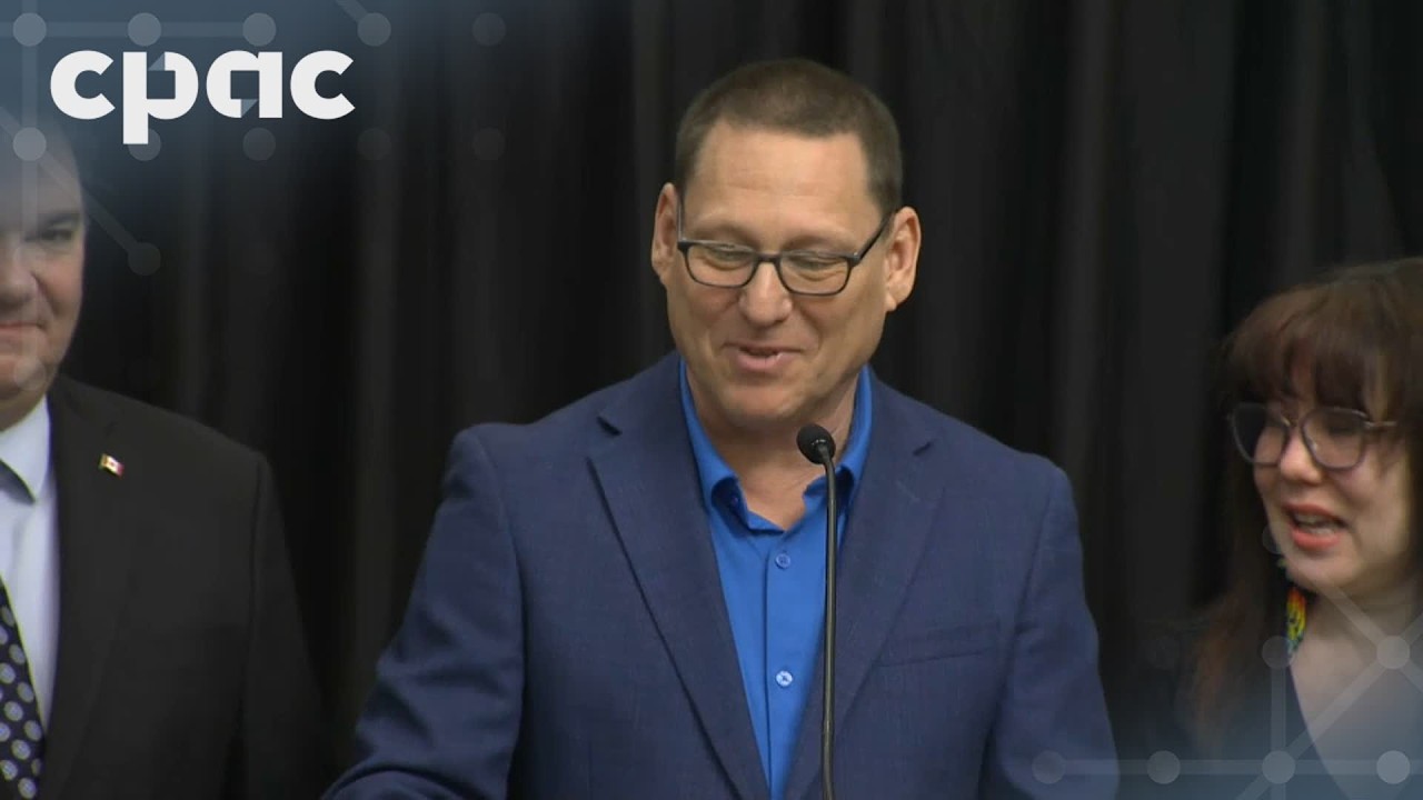 New NDP Leader Avi Lewis holds a news conference in Winnipeg – March 30, 2026