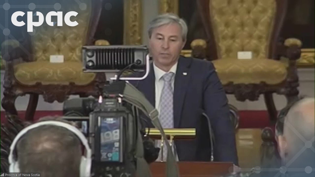 Nova Scotia Premier Tim Houston speaks with reporters in Halifax – March 4, 2026