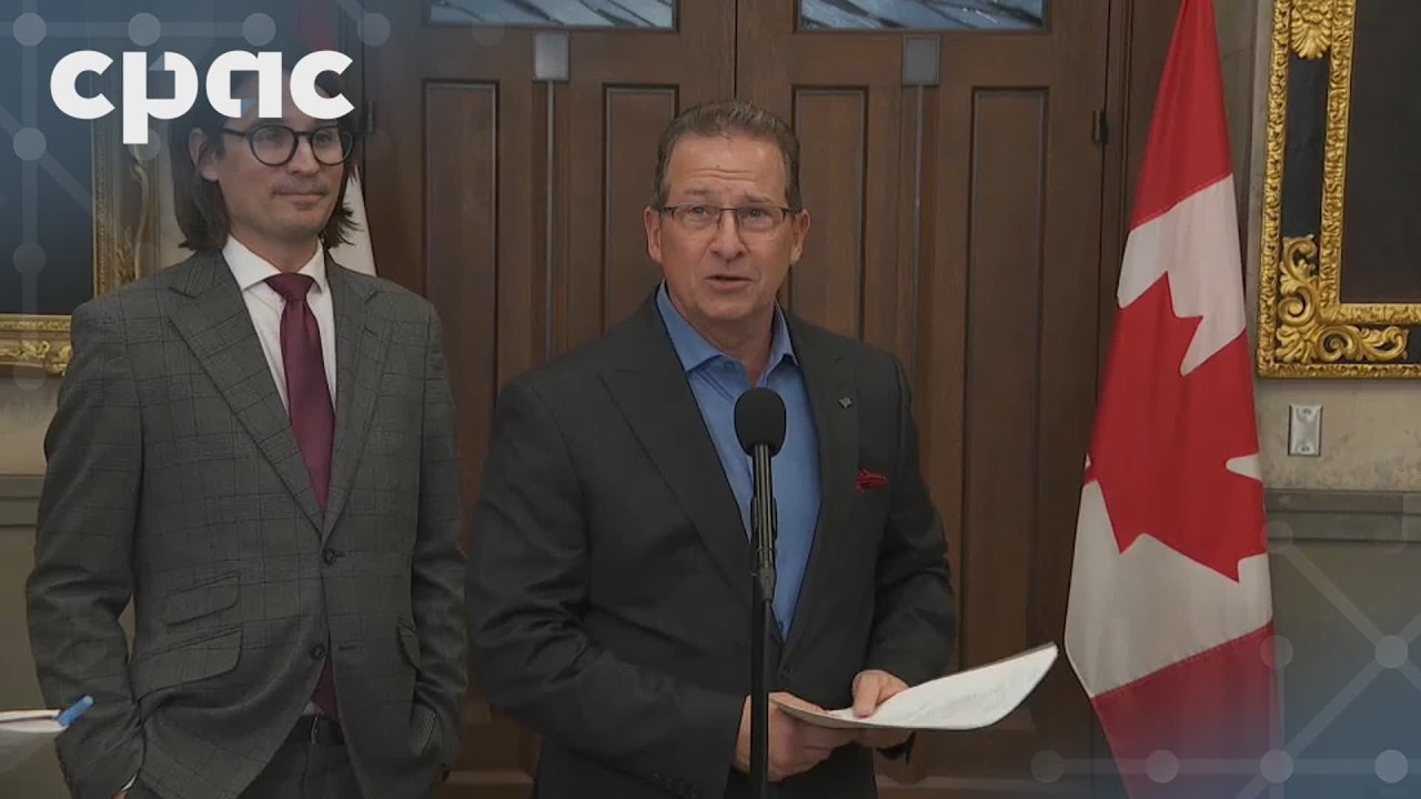 Le chef du Bloc Québécois parle aux journalistes à Ottawa – 29 avril 2026