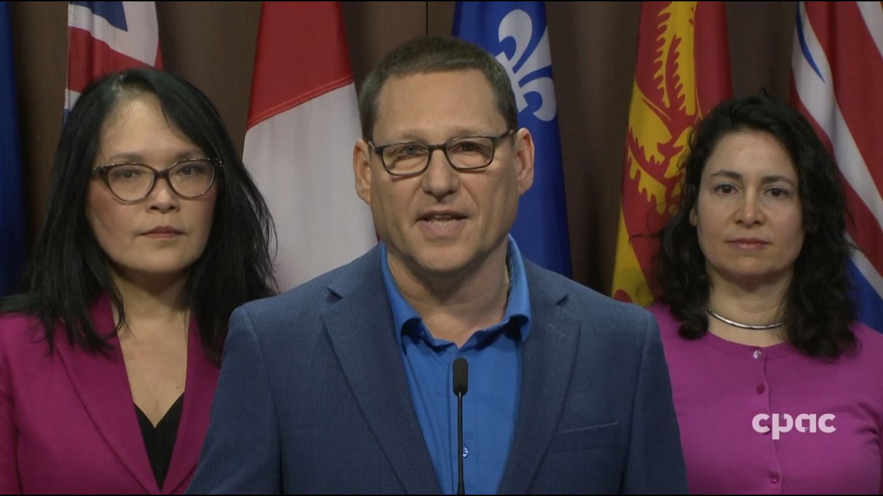 NDP leader urges action on study permits for Gazan students – April 14, 2026